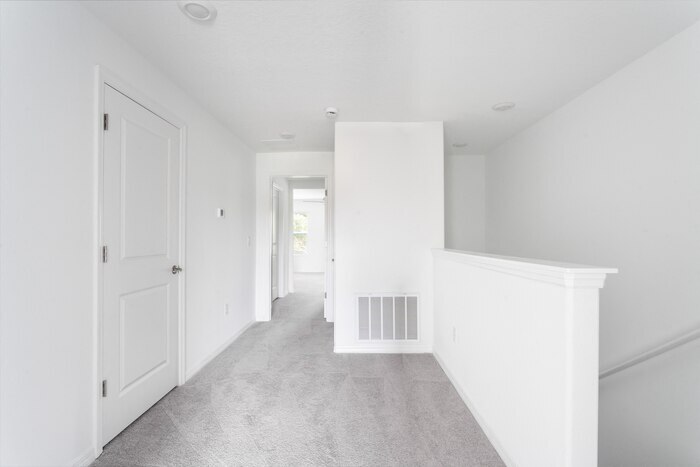 Building Photo - 37681 Leafside Ln