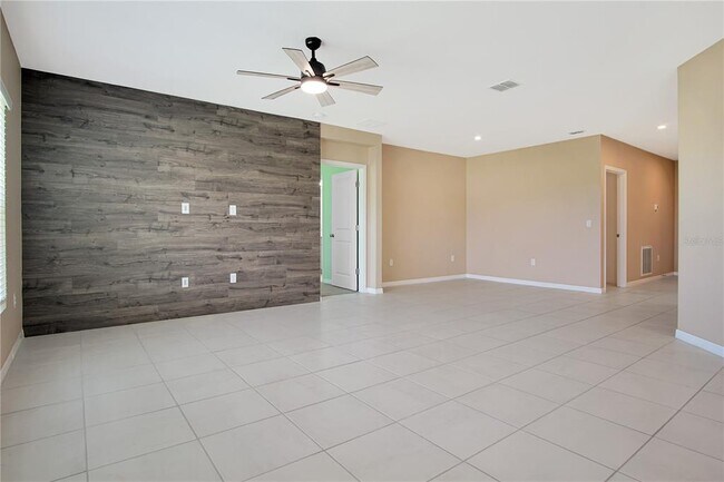 Building Photo - 5315 Tuscany Ln