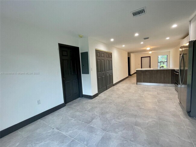 Building Photo - 11848 SW 213th St
