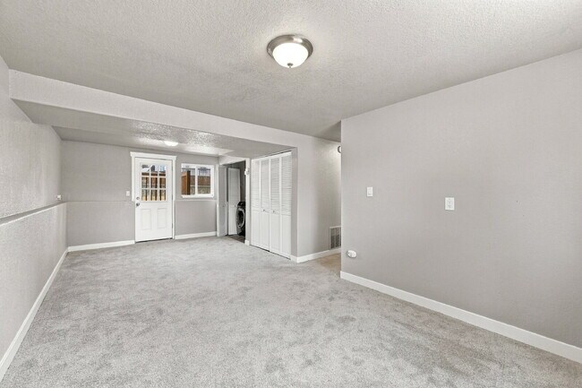 Building Photo - 2523 Ember Dr