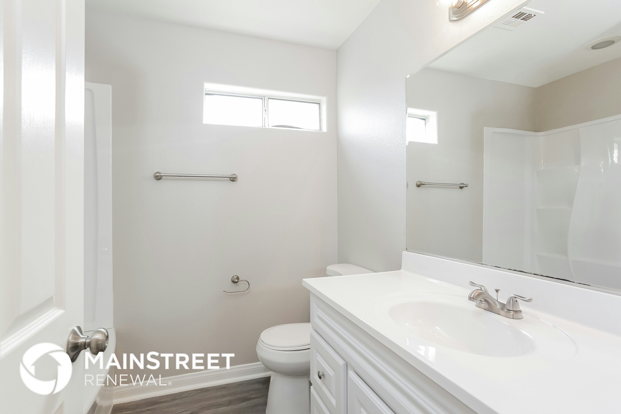 Building Photo - 4345 E Philadelphia Ave