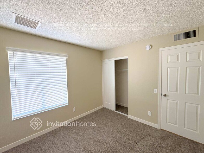 Building Photo - 4205 N 101st Ave