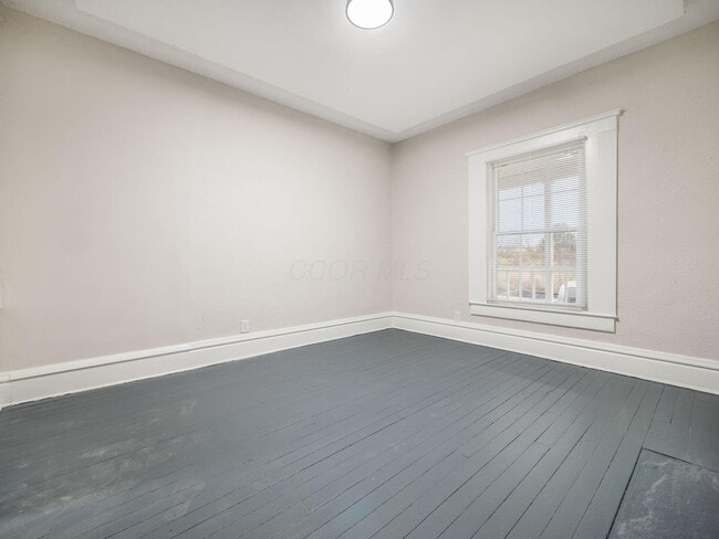 Building Photo - 730 Bellows Ave