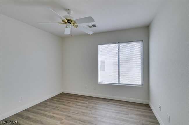 Building Photo - 8825 Fall Green Dr