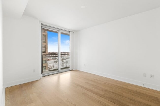 Building Photo - 201 Marin Blvd