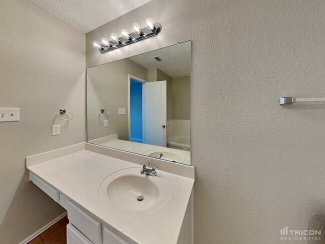 Building Photo - 7508 Rock Garden Trail