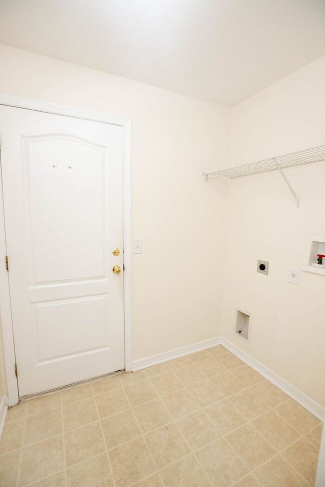 Building Photo - Single family home in Keystone Pointe, St....