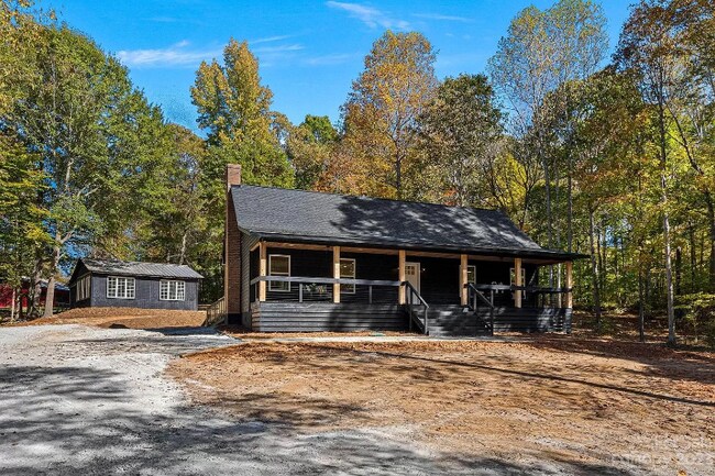 Primary Photo - 171 Creekstone Ln