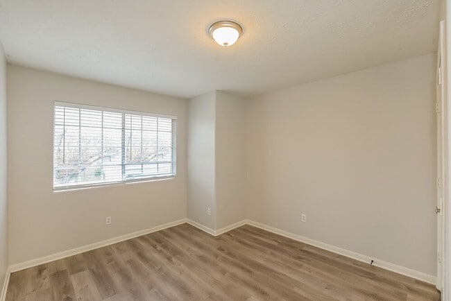 Building Photo - 8530 Wild Basin Dr