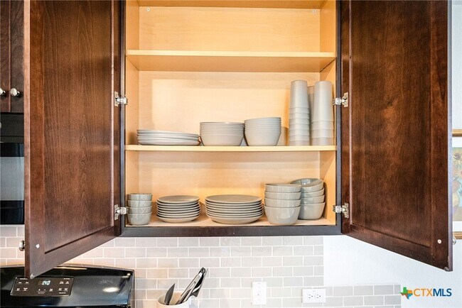 Building Photo - 175 Amber Gln