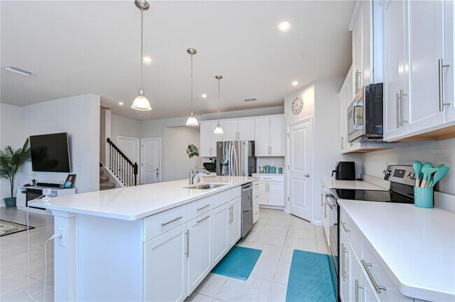 Building Photo - 10422 Gliding Eagle Wy