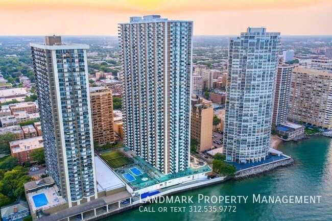 Building Photo - 6033 N Sheridan-Unit 35D