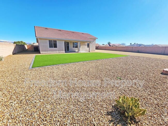 Building Photo - 6660 Stubblefield Dr