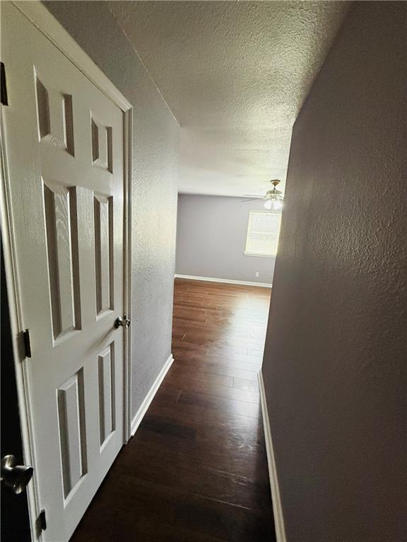 Building Photo - 2714 W Fir St