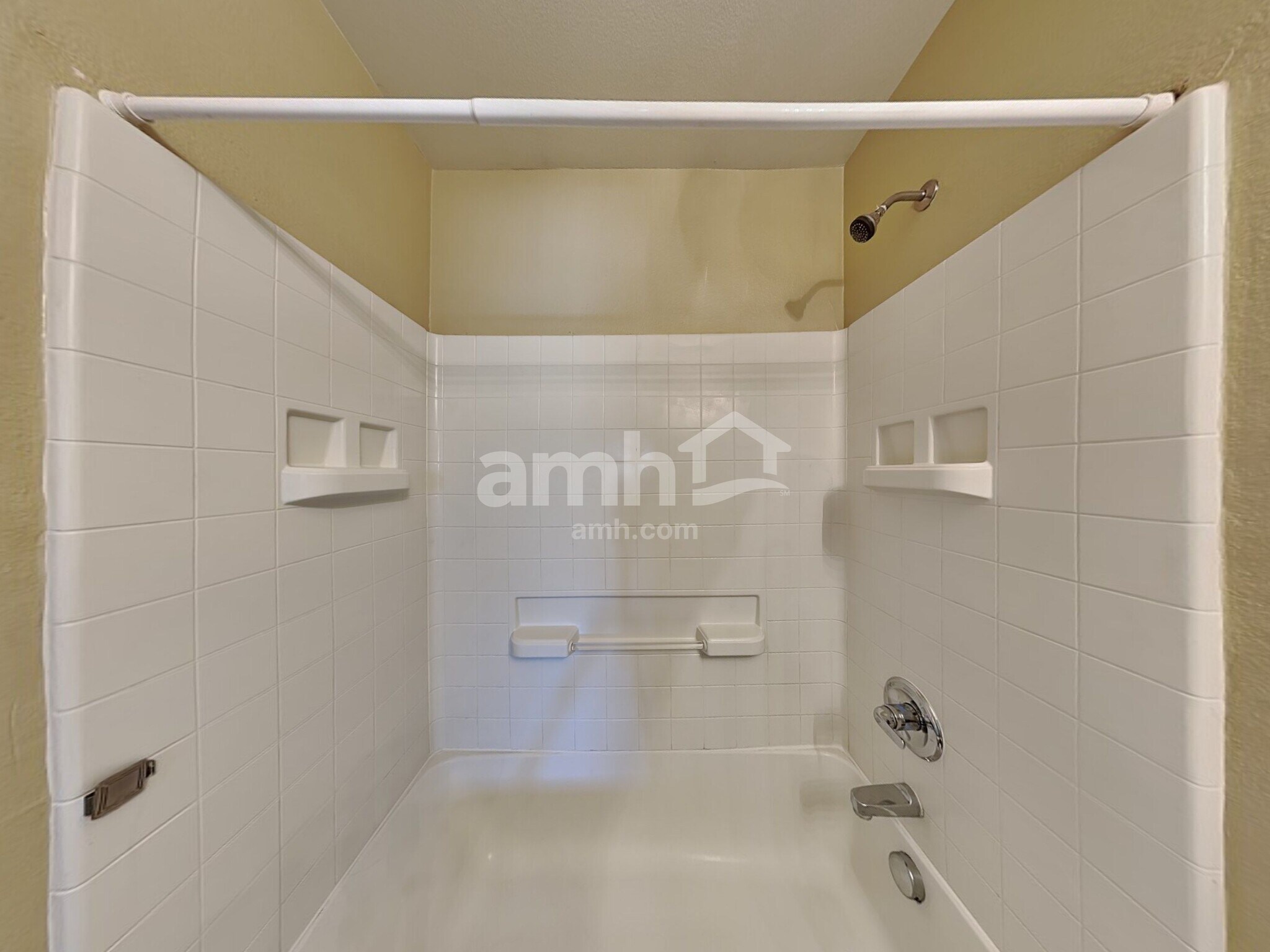 Building Photo - 6769 S Aquiline Dr