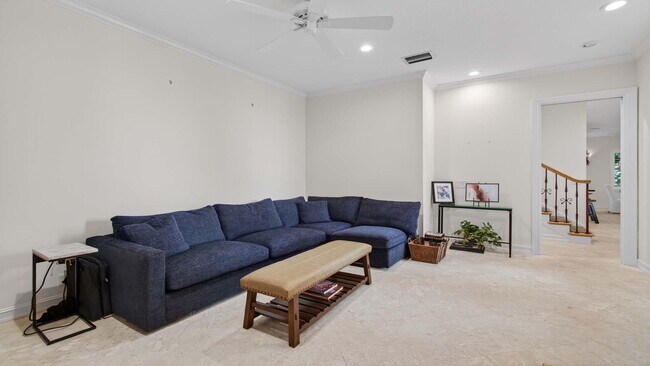 Building Photo - 1028 Coralina Ln