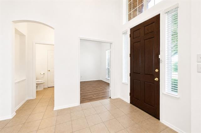 Building Photo - 10057 Wyndbrook Dr