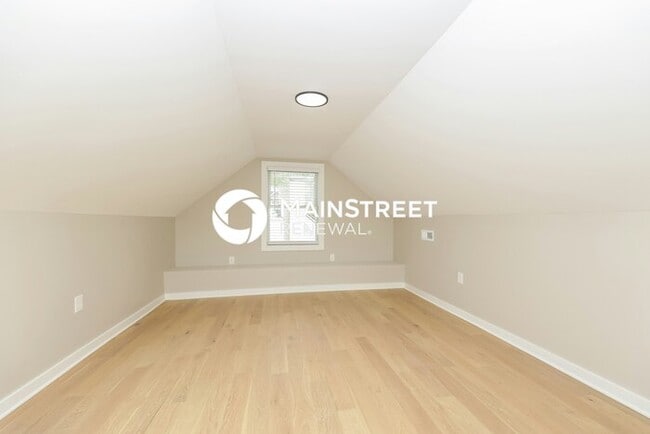 Building Photo - 3 Bedroom Pet-Friendly Home in Nashville, ...