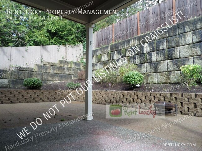 Building Photo - 24520 95th Pl S