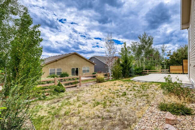 Building Photo - 5839 Yancey Dr