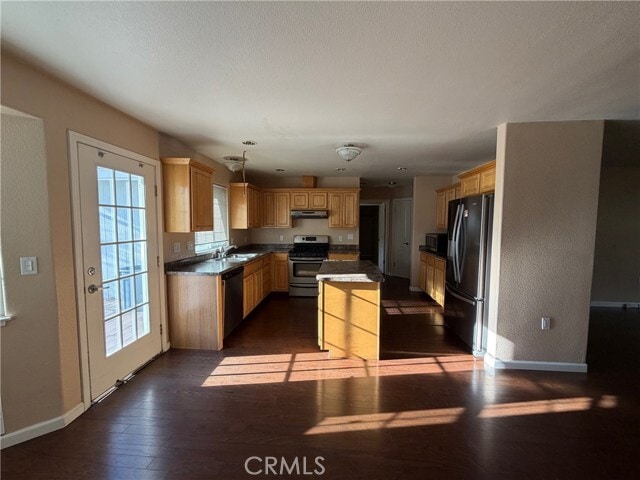 Building Photo - 19405 Mountain