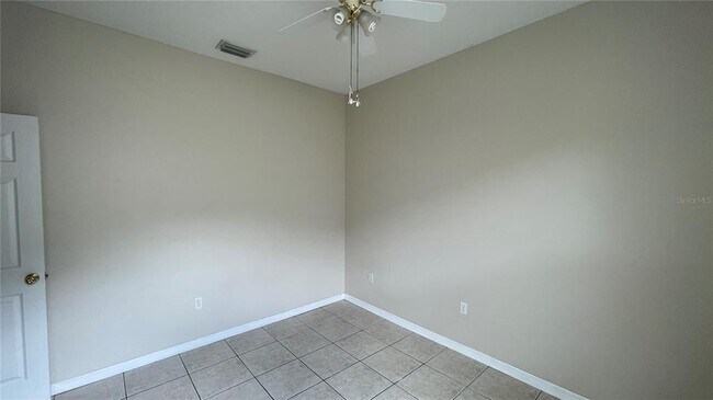 Building Photo - 6214 White Clover Cir