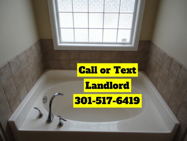 Building Photo - 88 Killington Dr