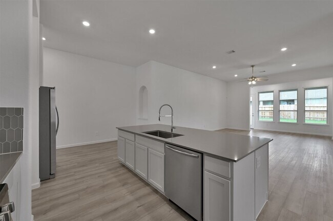 Building Photo - 17841 McClary Cardinal Dr