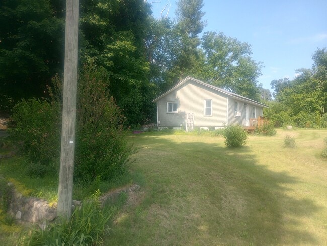 Building Photo - 22204 US-12