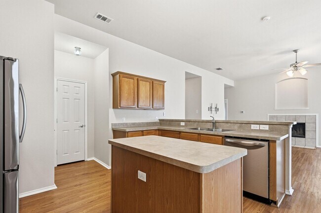 Building Photo - Charming 3-bedroom, 2-bathroom in Anna, TX!