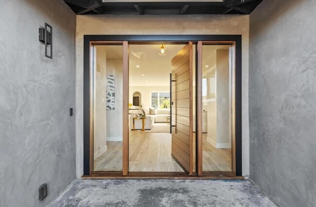 Building Photo - 1439 Bittern Dr