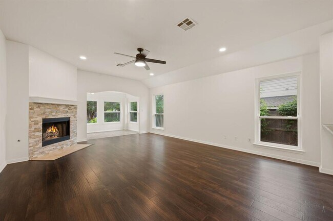 Building Photo - 8113 Campeche Bay Pl