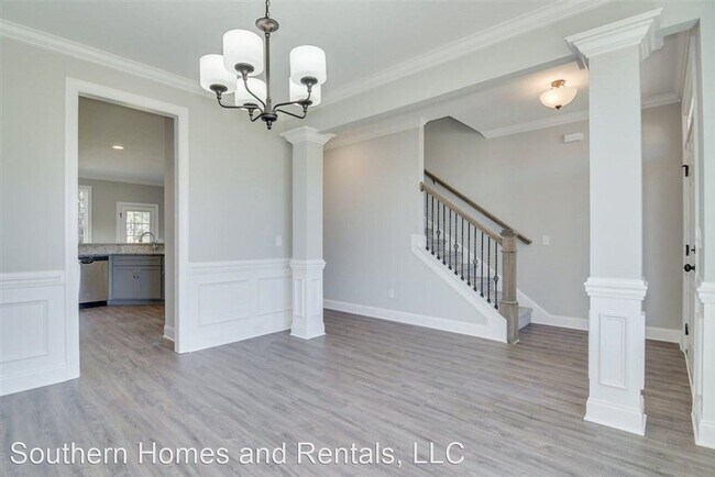 Building Photo - 4 br, 2.5 bath House - 302 Huntley Loop