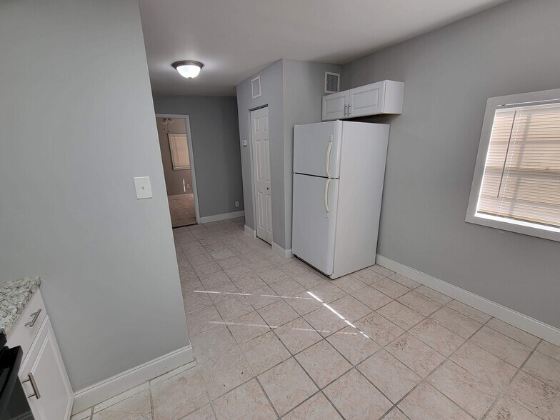 Building Photo - 6150 61st St