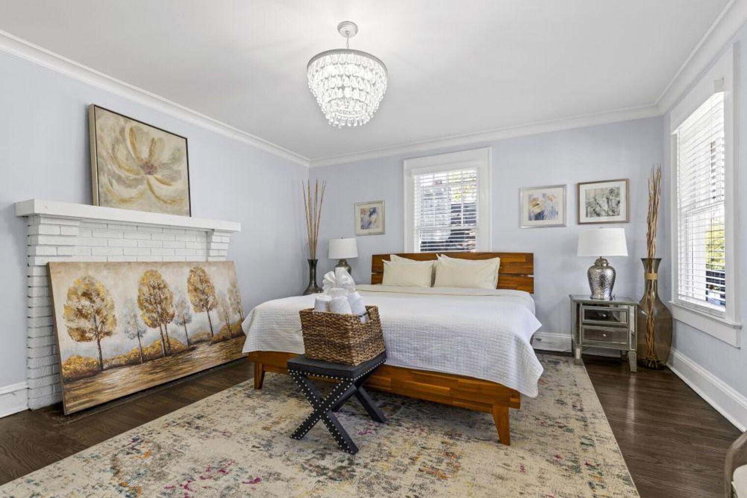 Building Photo - 822 Parkwood Ave