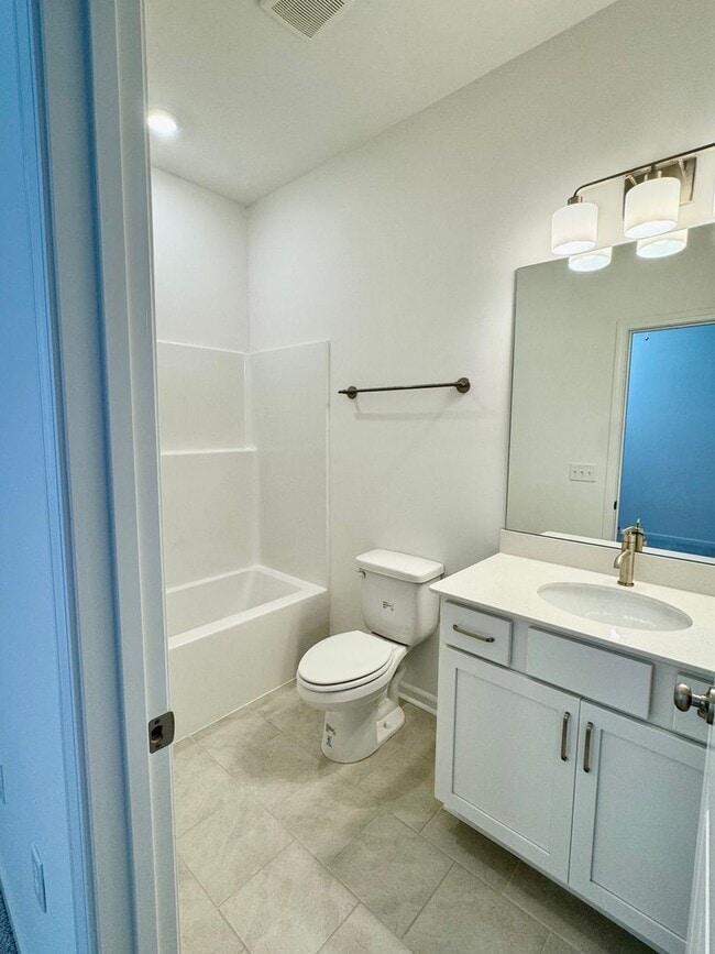 Building Photo - #brandnew, #garage, #3bedsuitesw/private b...