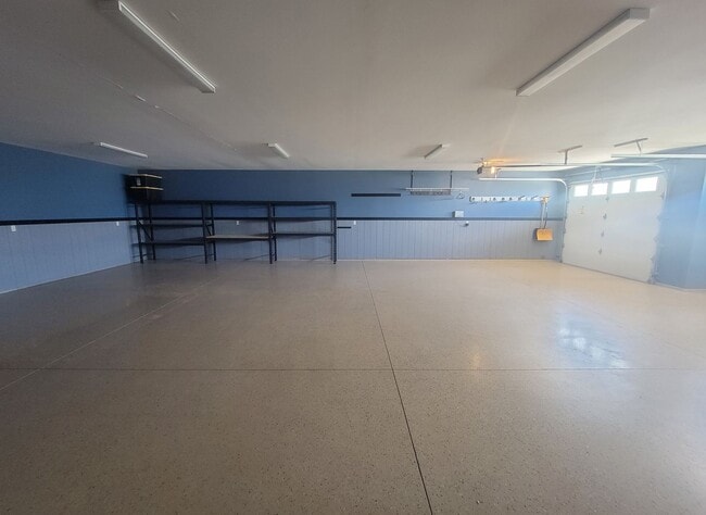 Building Photo - Peaceful Living with Views, Space & a 6 Ca...