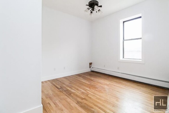 Building Photo - AMITY STREET
