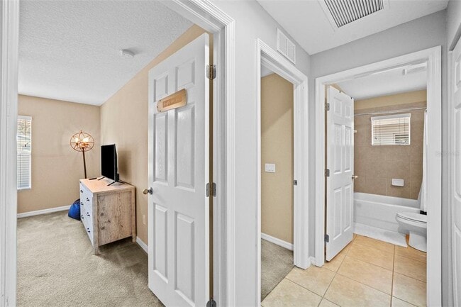 Building Photo - 3625 Bay Heights Way