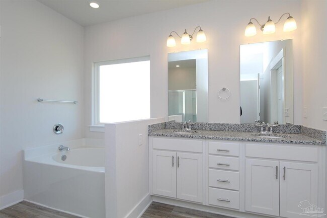 Building Photo - 10988 Coues Dr