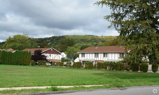 Building Photo - Almond/Grove Apartments