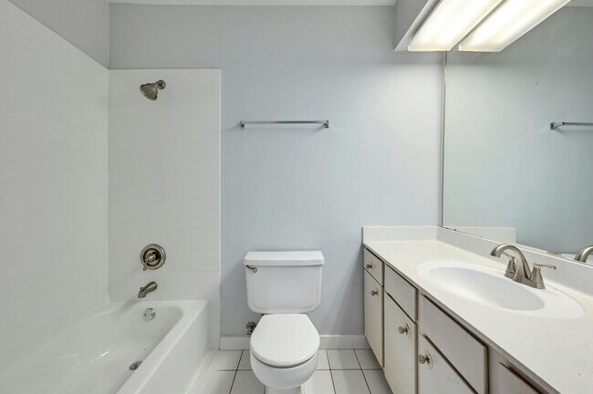 Building Photo - 8400 Jamestown Dr