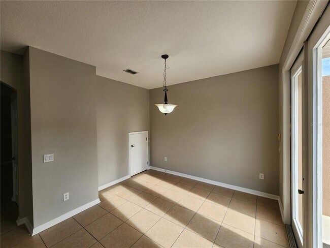 Building Photo - 13746 Beauregard Pl