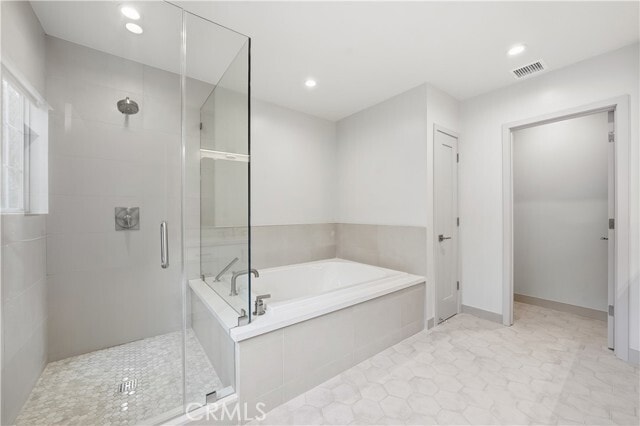 Building Photo - 5527 Burning Tree Dr