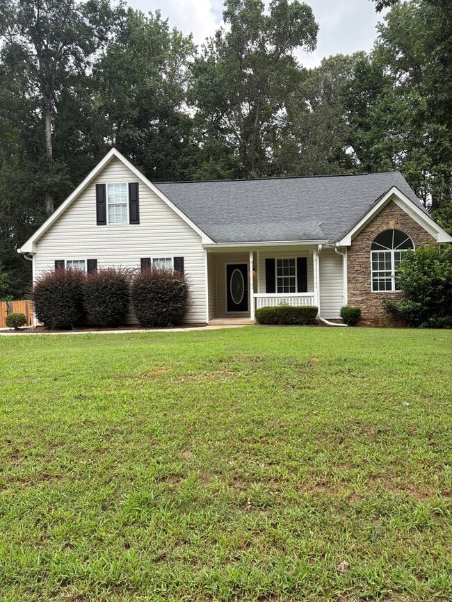 Primary Photo - 229 Pebble Creek Dr