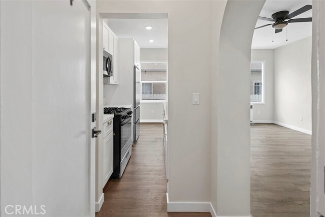 Building Photo - 1827 E 4th St