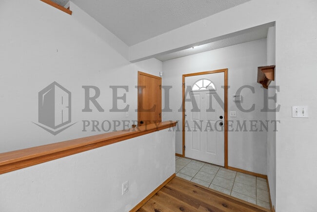 Building Photo - 1938 S Chateau St