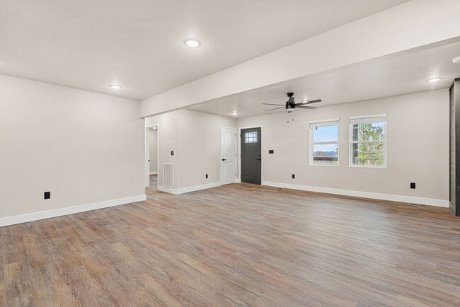 Building Photo - 3935 Wrights Ferry Rd