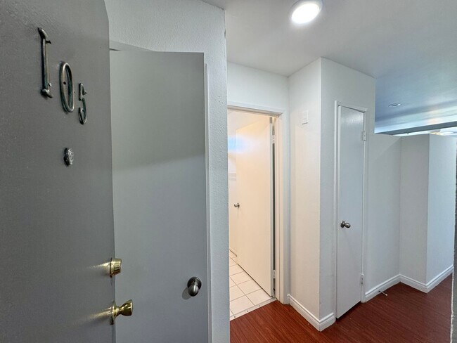 Interior Photo - OP
