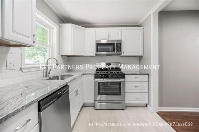 Building Photo - 7517 Rainbow Dr